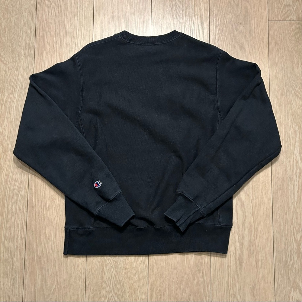 Champion Reverse Weave Crewneck Sweatshirt Black Blue Script Logo Size Small - Picture 2 of 4